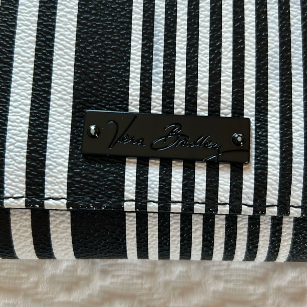 Vera Bradley Textured Wallet - Picture 4 of 11